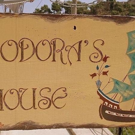 Theodora'S House Overlooking Valtos Hotell Parga Exteriör bild